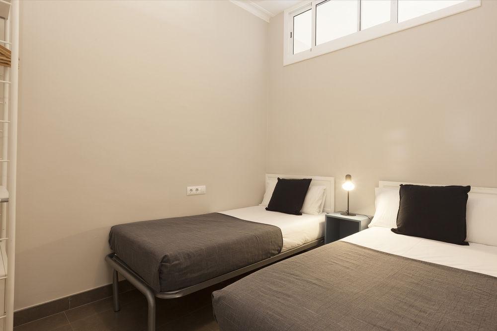 Easy Sleep Gaudi Terrace Apartment Barcelona Exterior photo