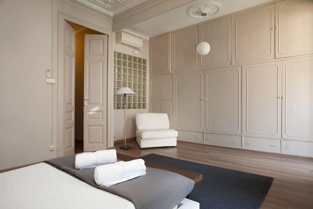 Easy Sleep Gaudi Terrace Apartment Barcelona Exterior photo